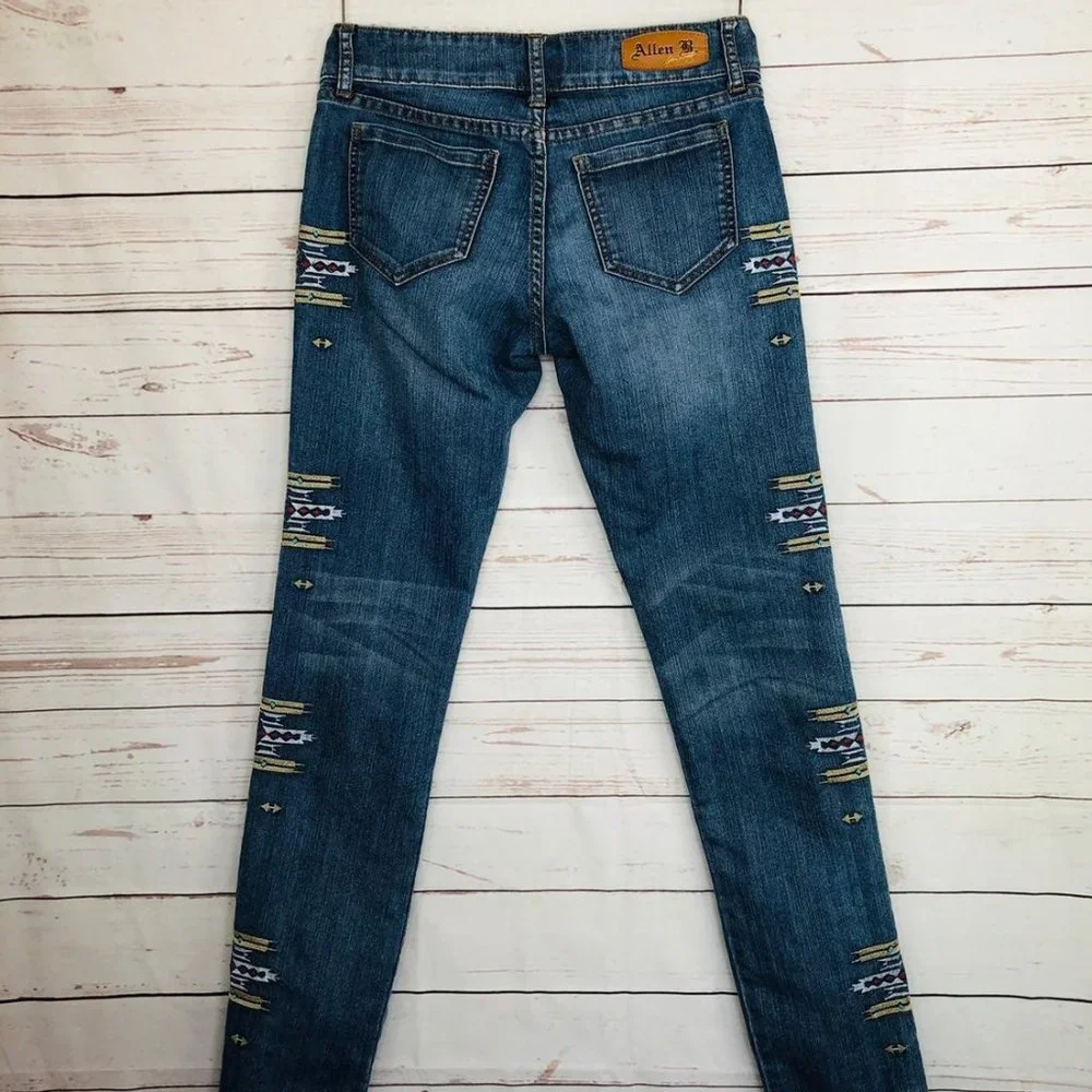 Allen B. Embroidered Jeans 4 - Picture 7 of 8